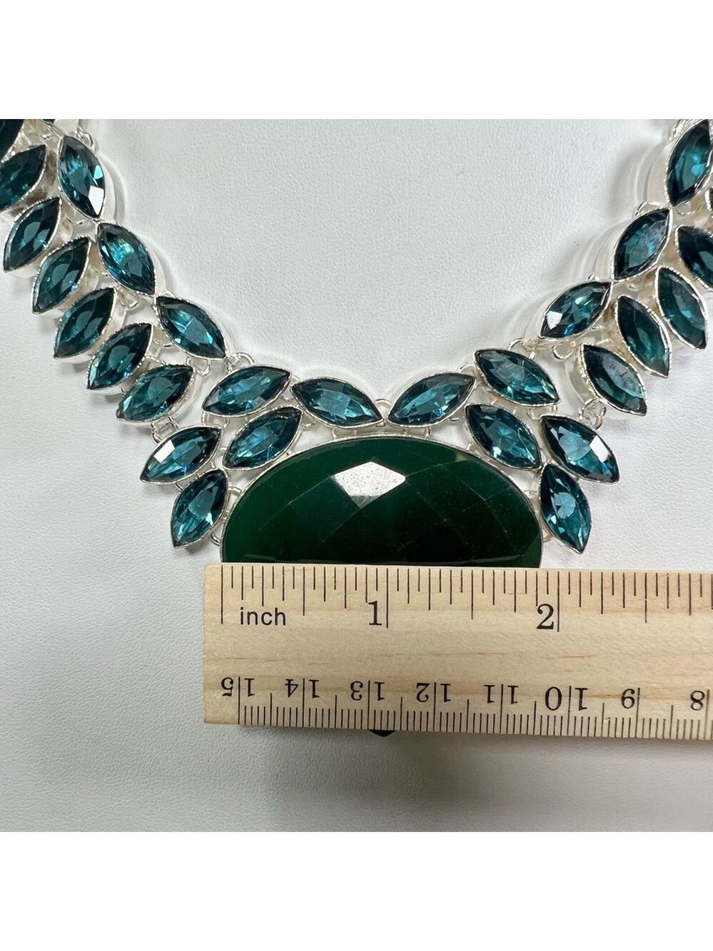 Emerald 925 Faceted Large Synthetic Gemstone Necklace - Picture 6 of 6